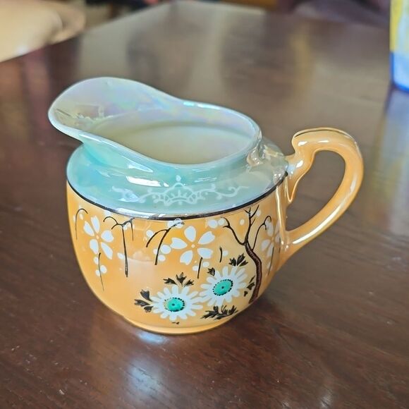 Japan Lusterware creamer cherry blossom and mums - Picture 1 of 6